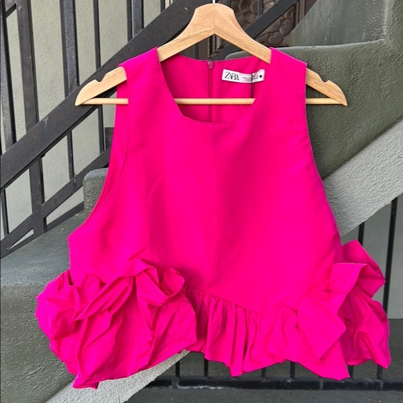 NWT Zara Limited Edition Pink Voluminos Ruffled Top Fuchsia Pink Sz XL - Picture 1 of 6
